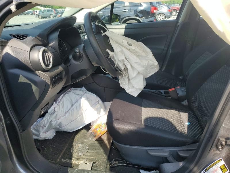 2023 NISSAN VERSA S 7