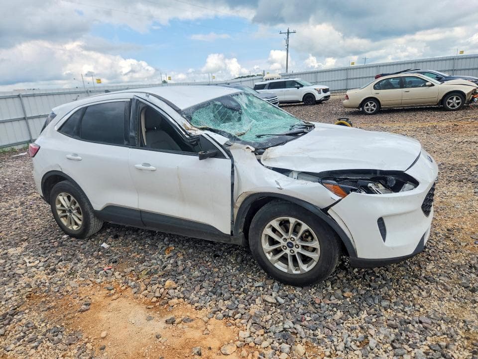 2020 FORD ESCAPE SE 4