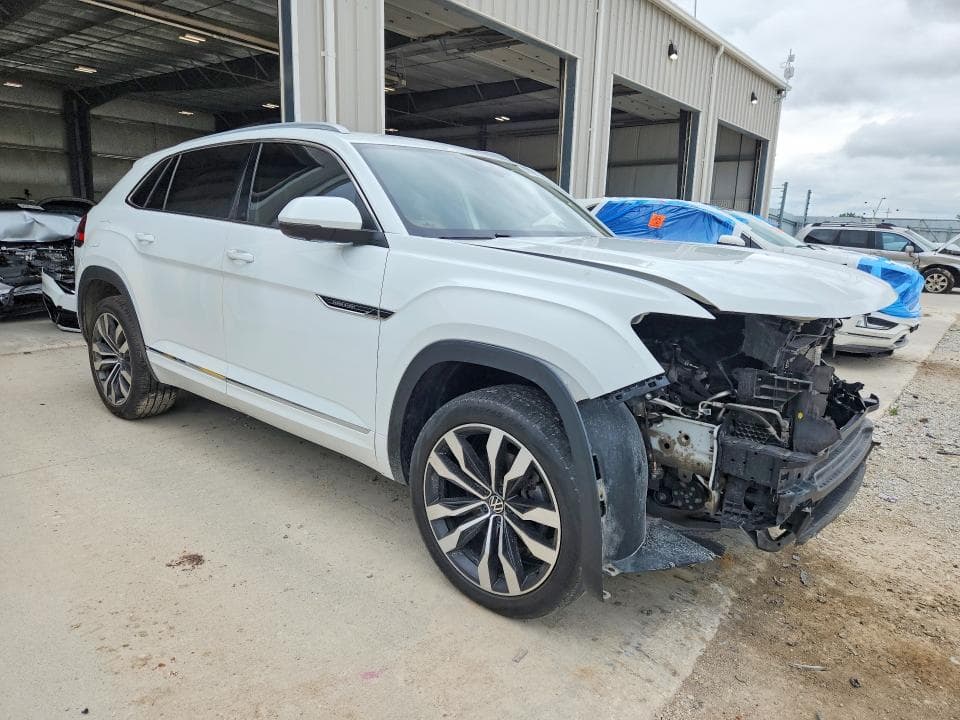 2020 VOLKSWAGEN ATLAS CROSS SPORT SEL PREMIUM R-LINE 4