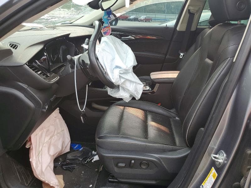 2021 BUICK ENVISION ESSENCE 7