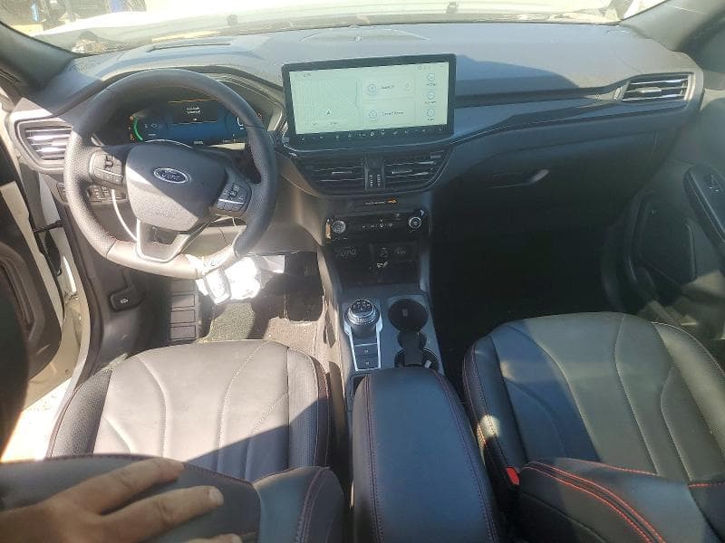2025 FORD ESCAPE ST LINE ELITE 8