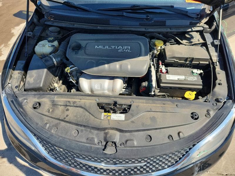 2017 CHRYSLER 200 LIMITED 11