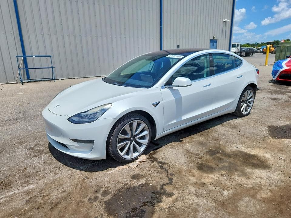2018 TESLA MODEL 3 - 1