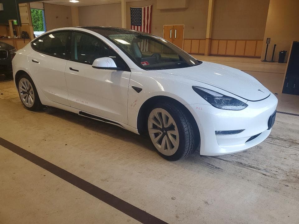 2021 TESLA MODEL 3 4