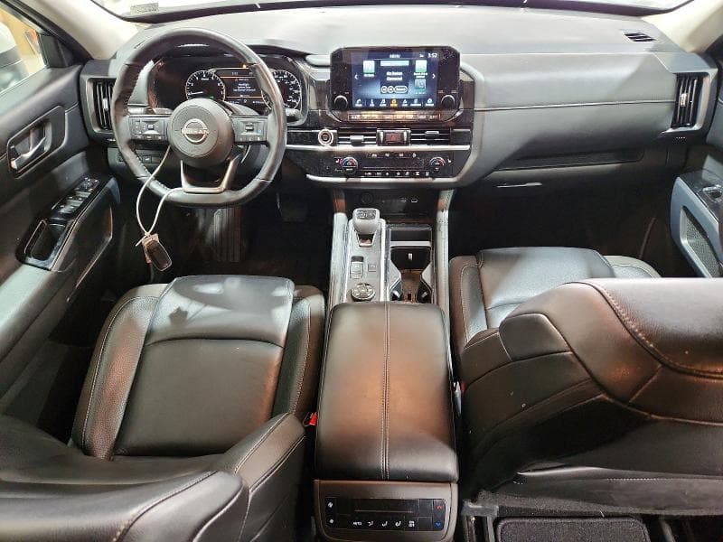 2024 NISSAN PATHFINDER SL 8