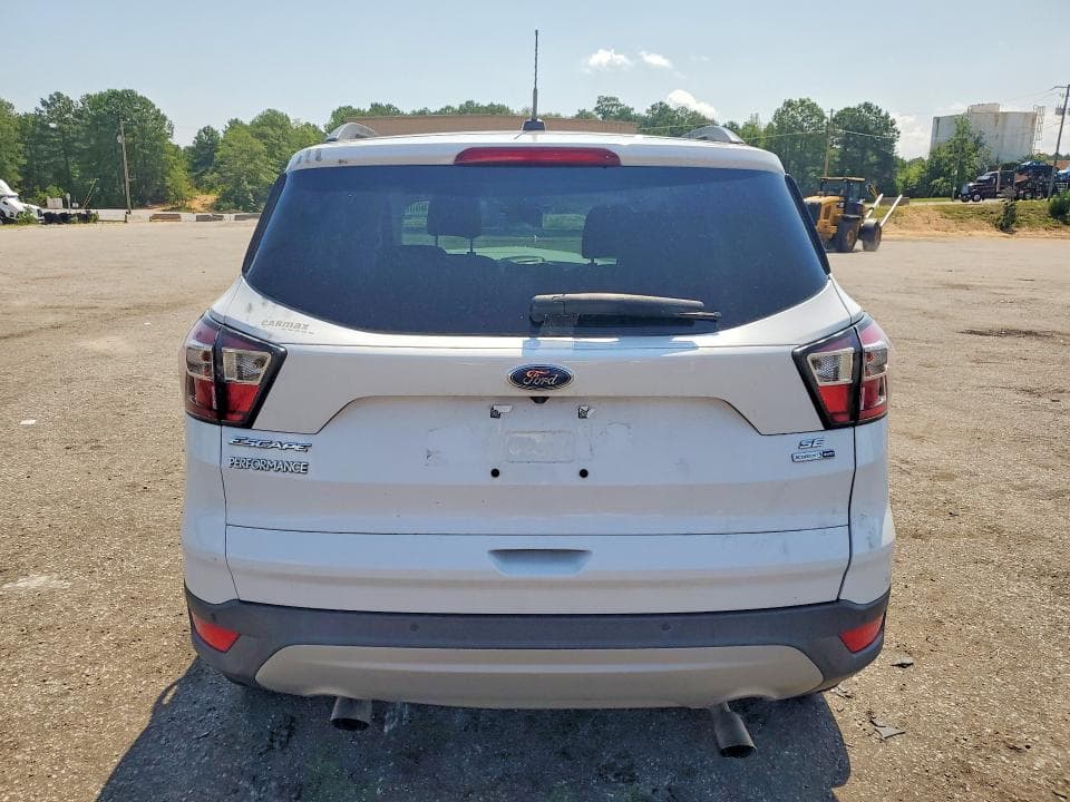 2017 FORD ESCAPE SE 6