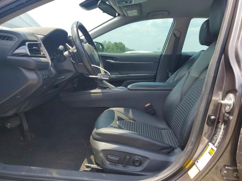 2021 TOYOTA CAMRY SE 7
