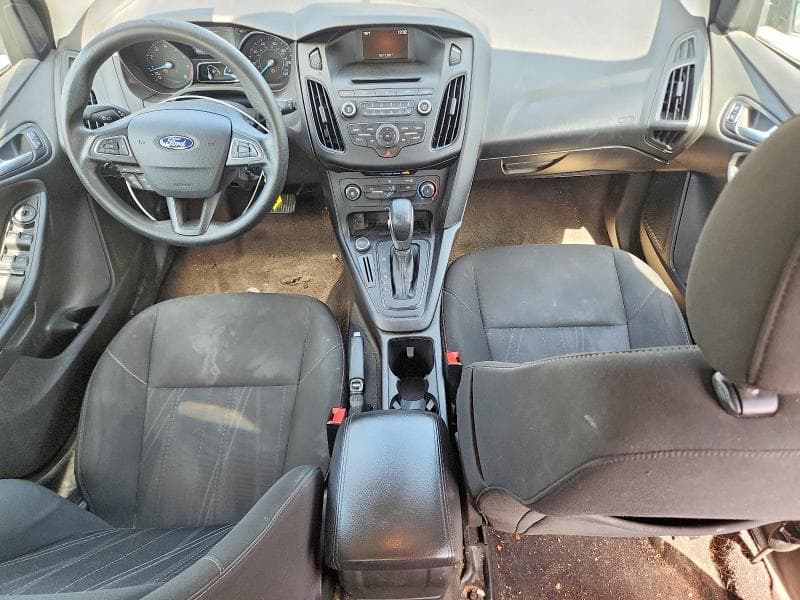 2017 FORD FOCUS SE 8