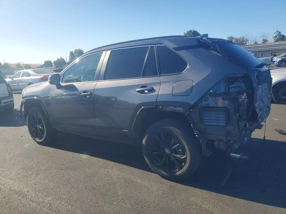 2022 TOYOTA RAV4 SE 2