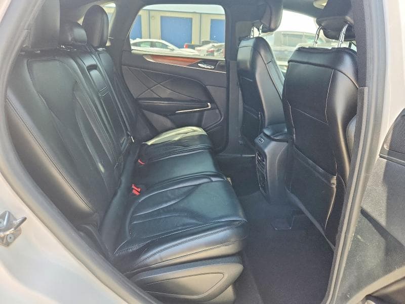 2019 LINCOLN MKC RESERVE 11