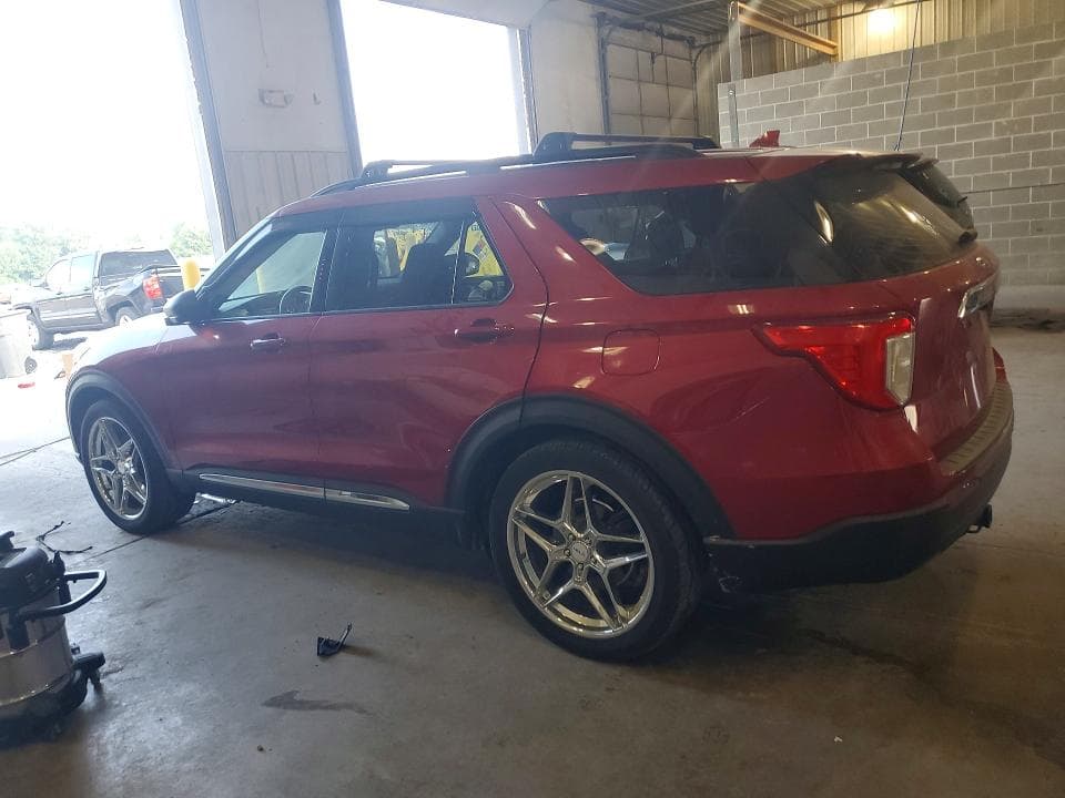 2020 FORD EXPLORER XLT 2