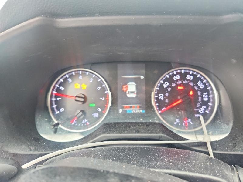 2022 TOYOTA RAV4 XLE 9