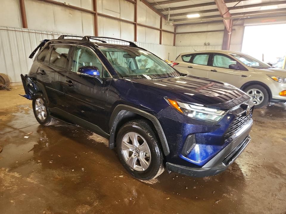 2025 TOYOTA RAV4 XLE 4