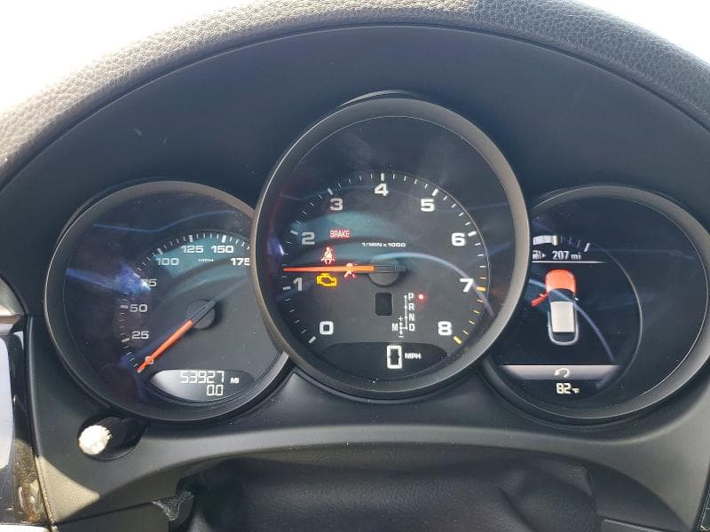 2017 PORSCHE MACAN 9