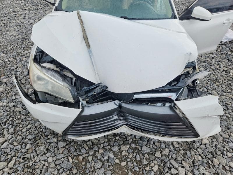 2017 TOYOTA CAMRY XLE 11