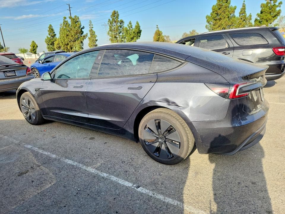 2025 TESLA MODEL 3 2