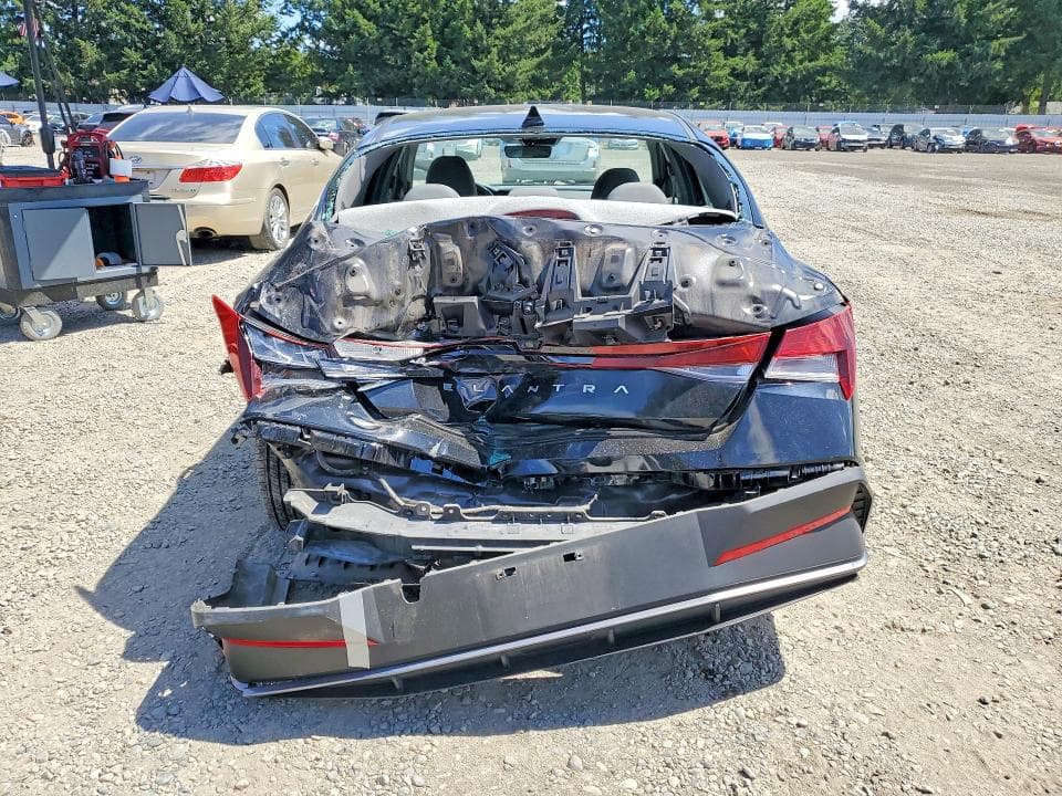 2024 HYUNDAI ELANTRA SEL 6