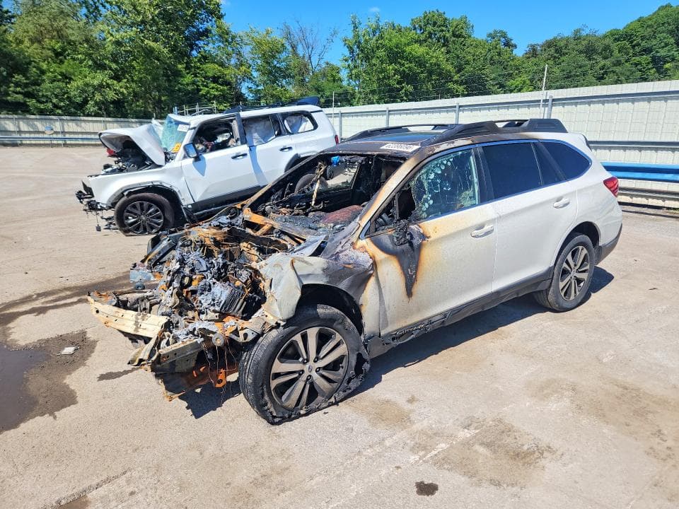 2019 SUBARU OUTBACK 2.5I LIMITED - 1
