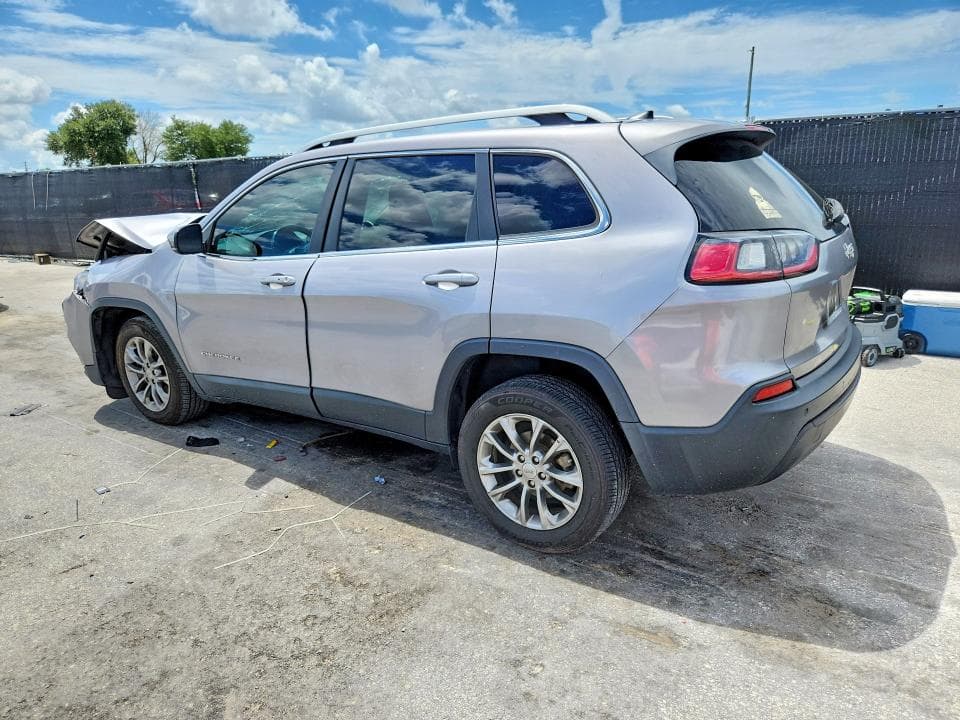 2021 JEEP CHEROKEE LATITUDE PLUS 2