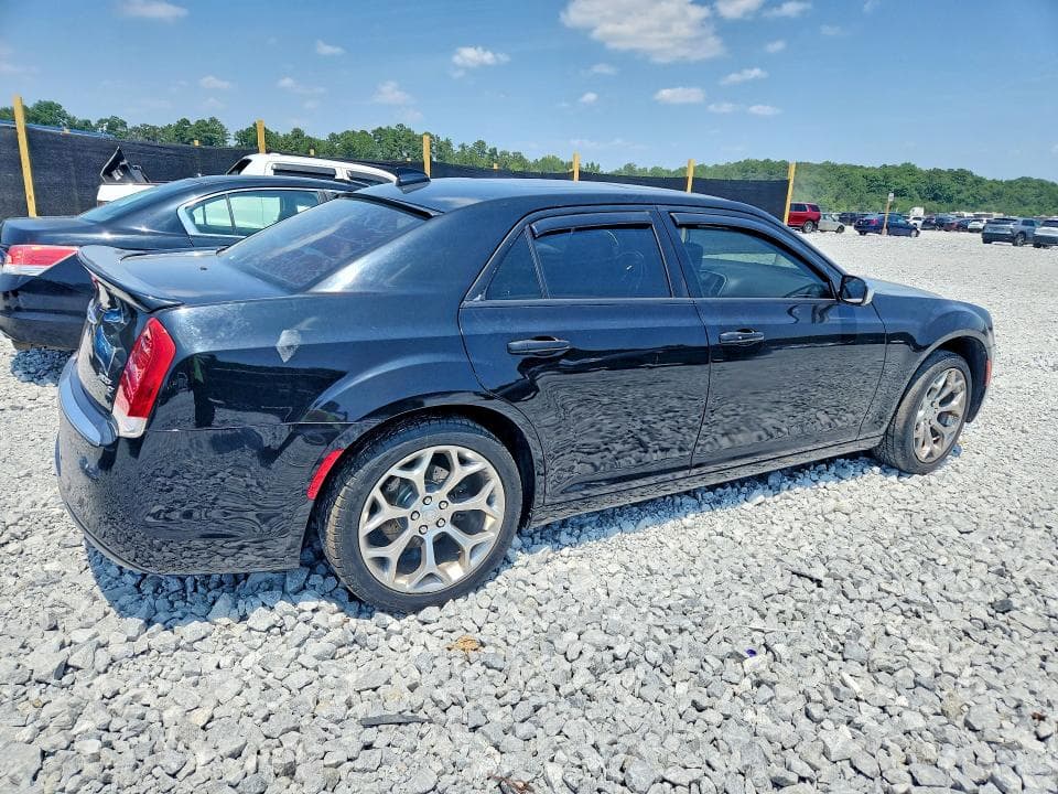 2019 CHRYSLER 300C 3