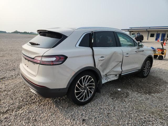 2020 LINCOLN NAUTILUS RESERVE 3