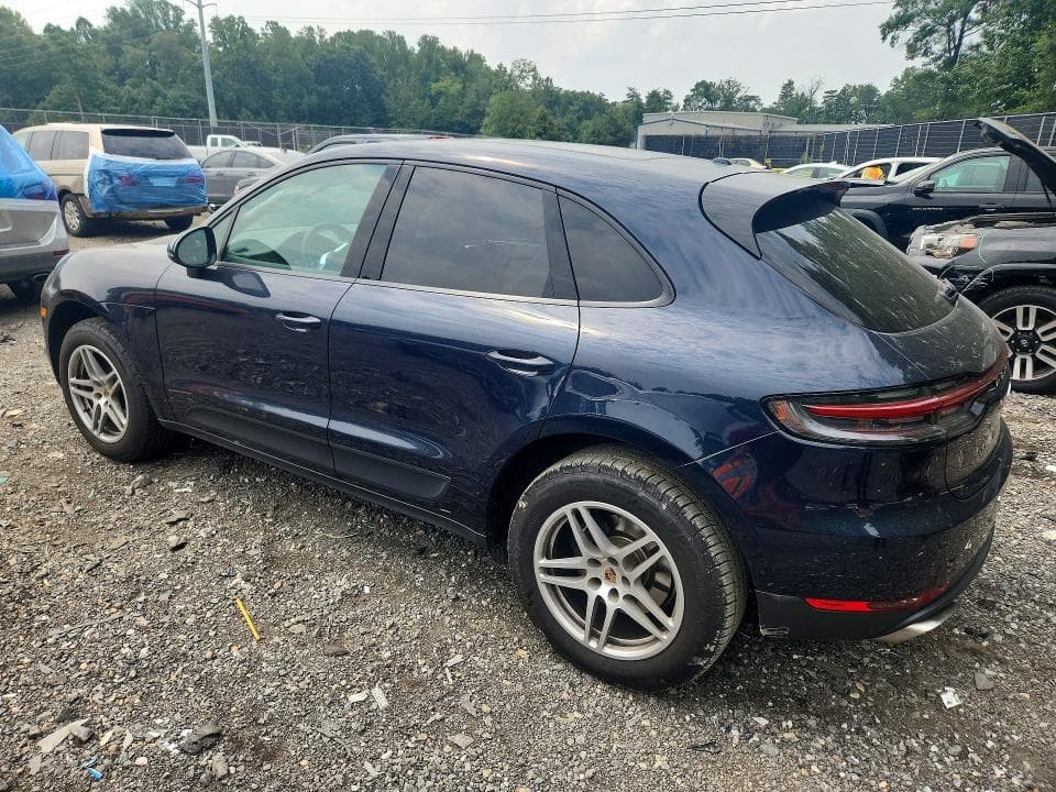 2020 PORSCHE MACAN 2