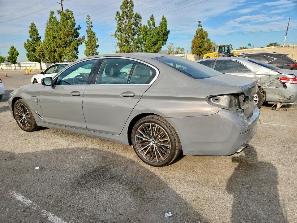 2021 BMW 530E 2