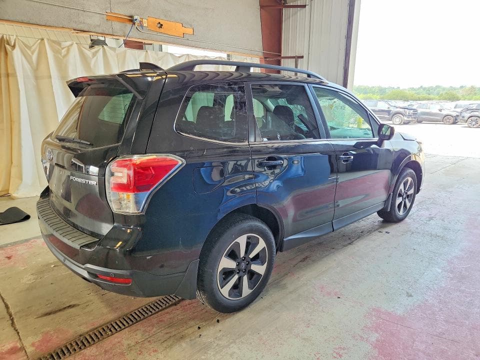 2018 SUBARU FORESTER 2.5I LIMITED 3
