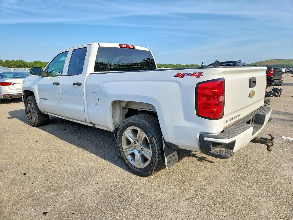 2018 CHEVROLET SILVERADO K1500 CUSTOM 2