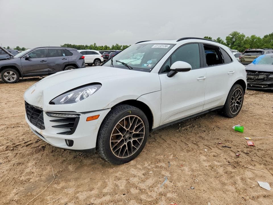 2018 PORSCHE MACAN - 1