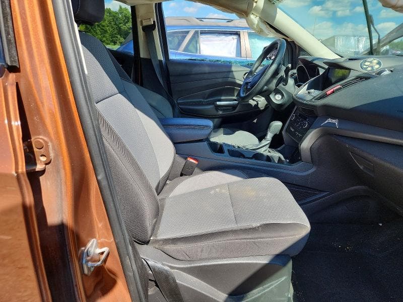 2017 FORD ESCAPE SE 7
