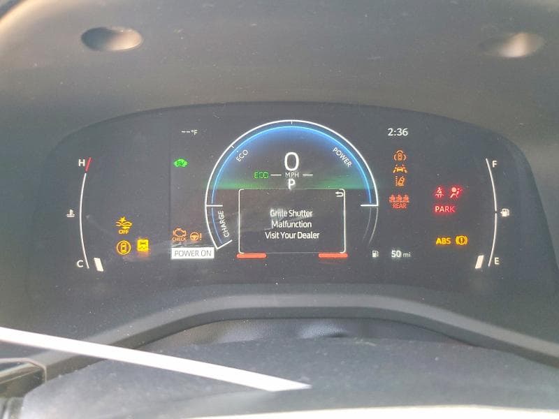 2025 TOYOTA CAMRY SE 9
