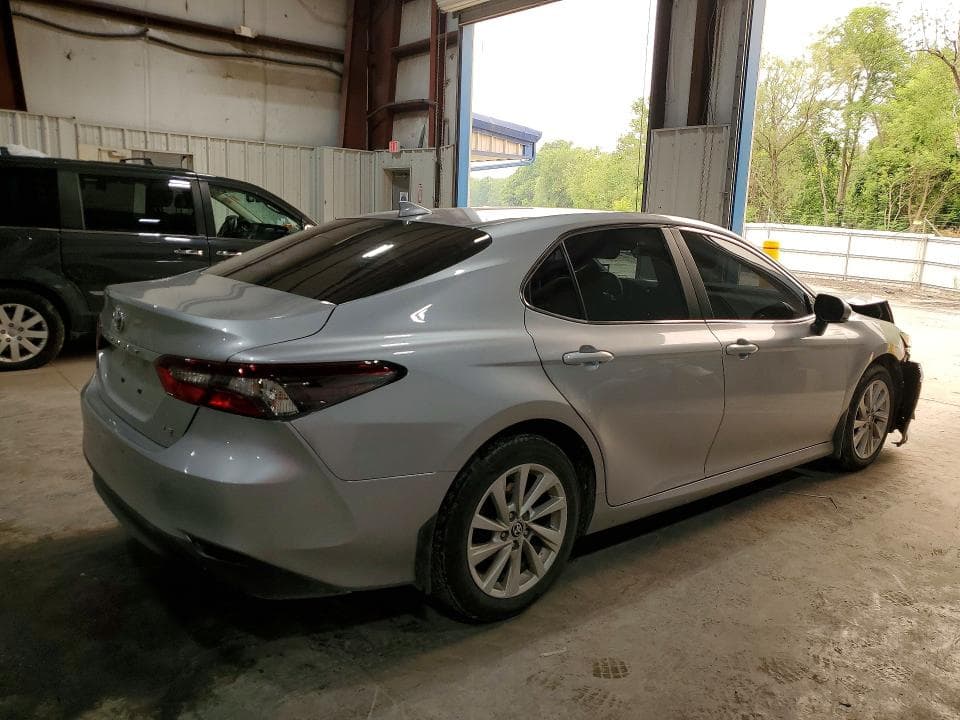 2024 TOYOTA CAMRY LE 3