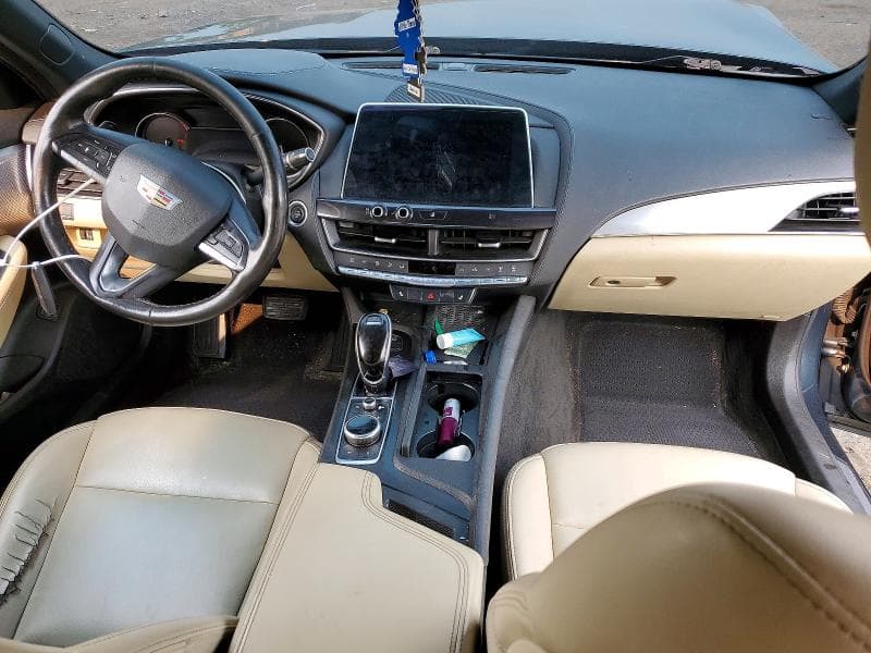 2021 CADILLAC CT5 LUXURY 8