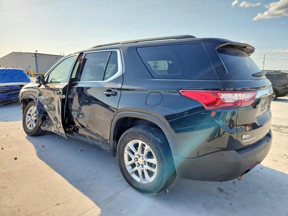 2020 CHEVROLET TRAVERSE LT 2