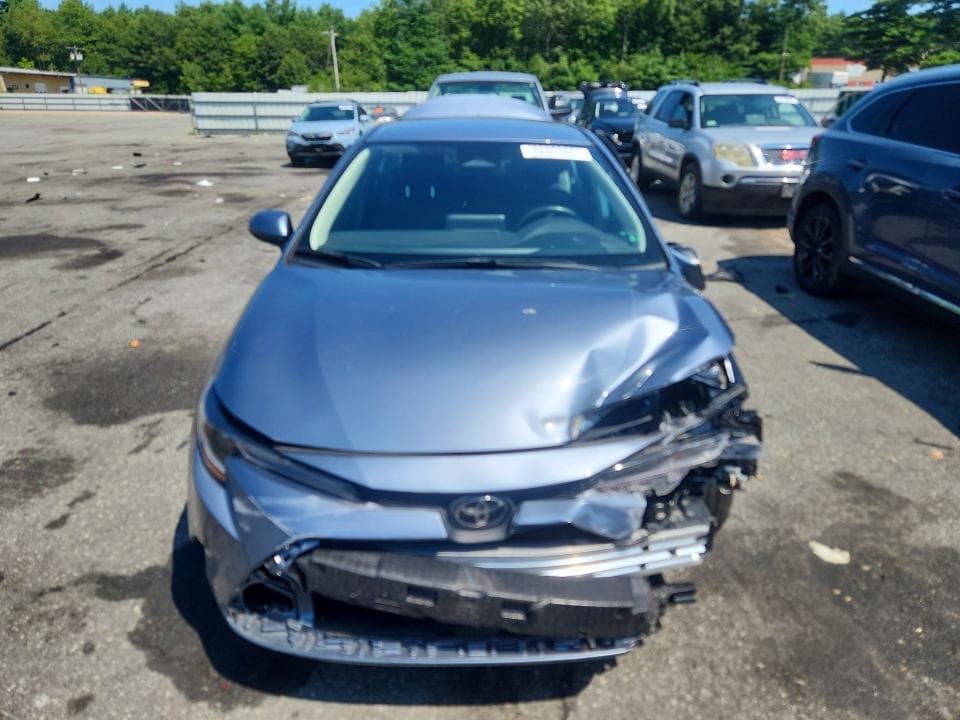 2025 TOYOTA COROLLA LE 5