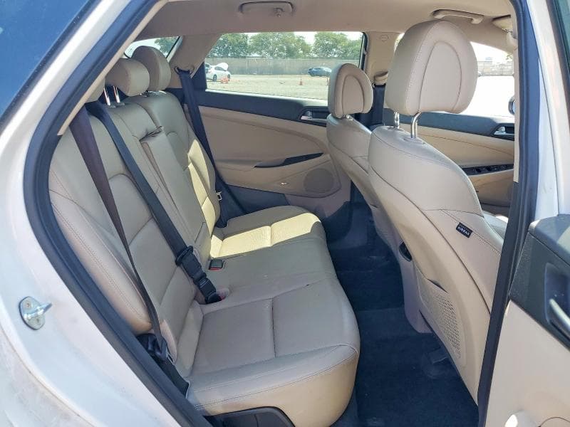 2017 HYUNDAI TUCSON LIMITED 11