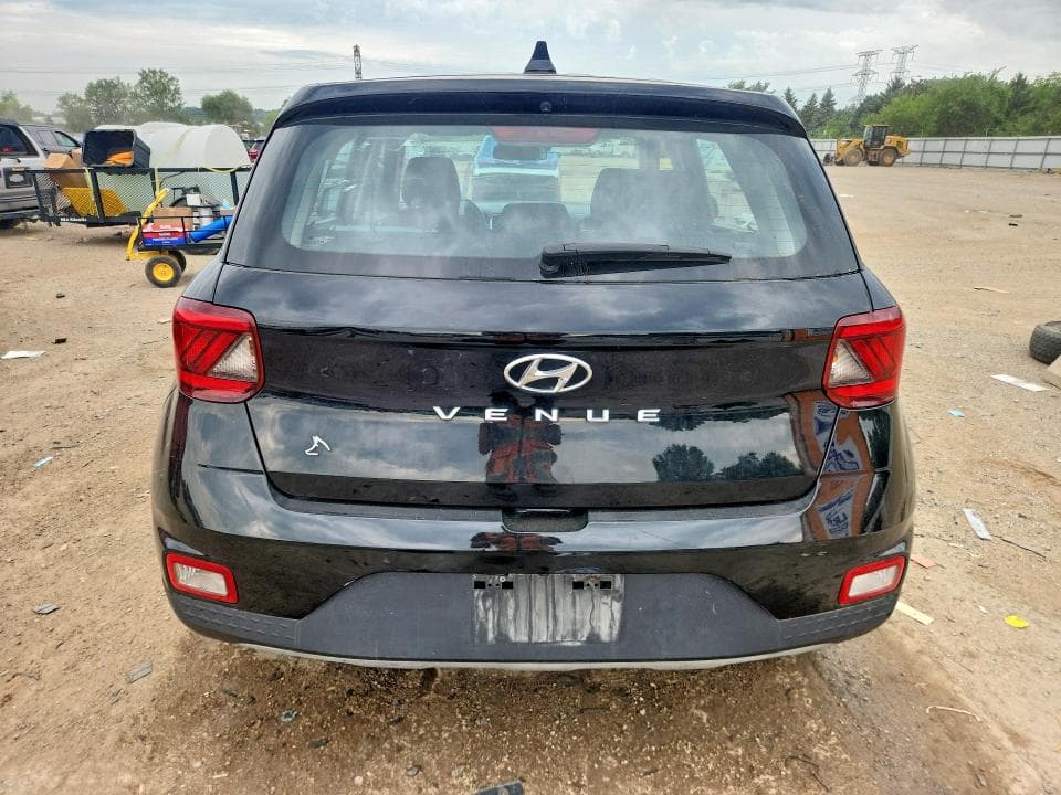 2021 HYUNDAI VENUE SE 6