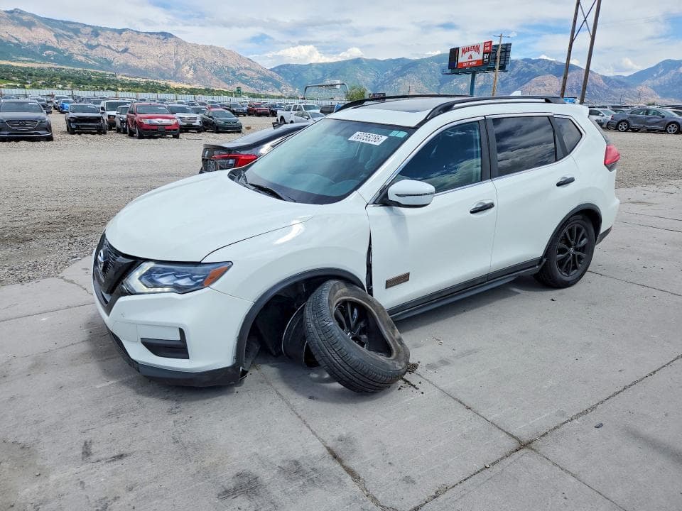 2017 NISSAN ROGUE SV - 1