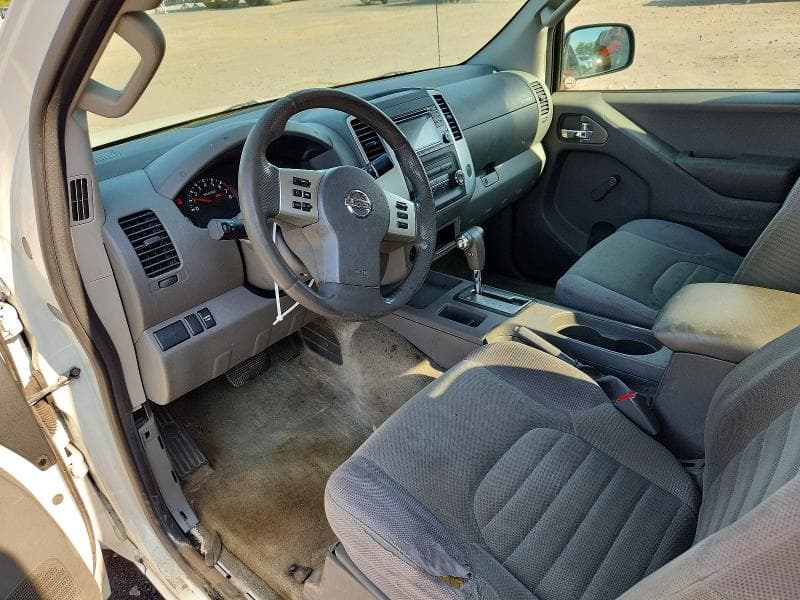 2017 NISSAN FRONTIER S 8