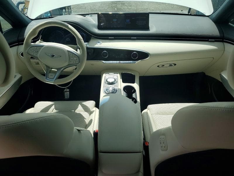 2025 GENESIS ELECTRIFIED GV70 ADVANCED 8