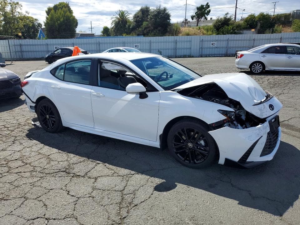 2026 TOYOTA CAMRY SE 4