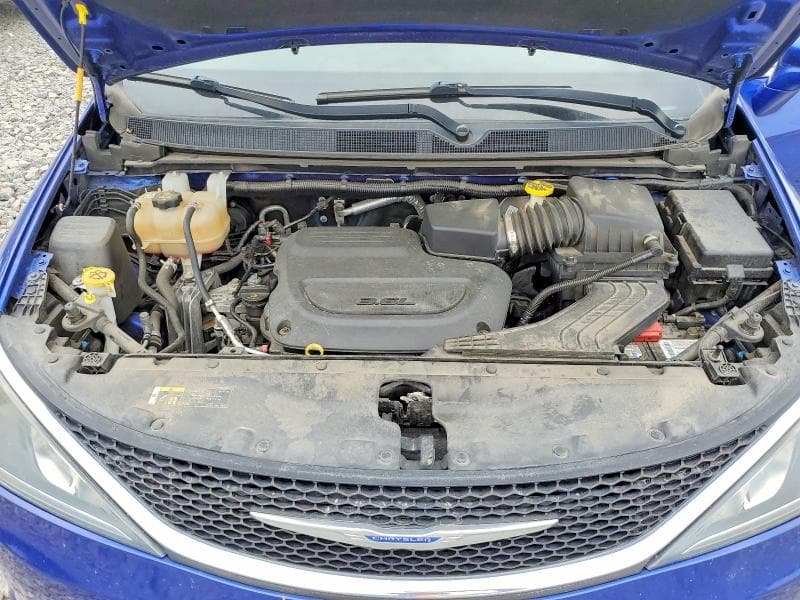 2020 CHRYSLER PACIFICA TOURING L 12