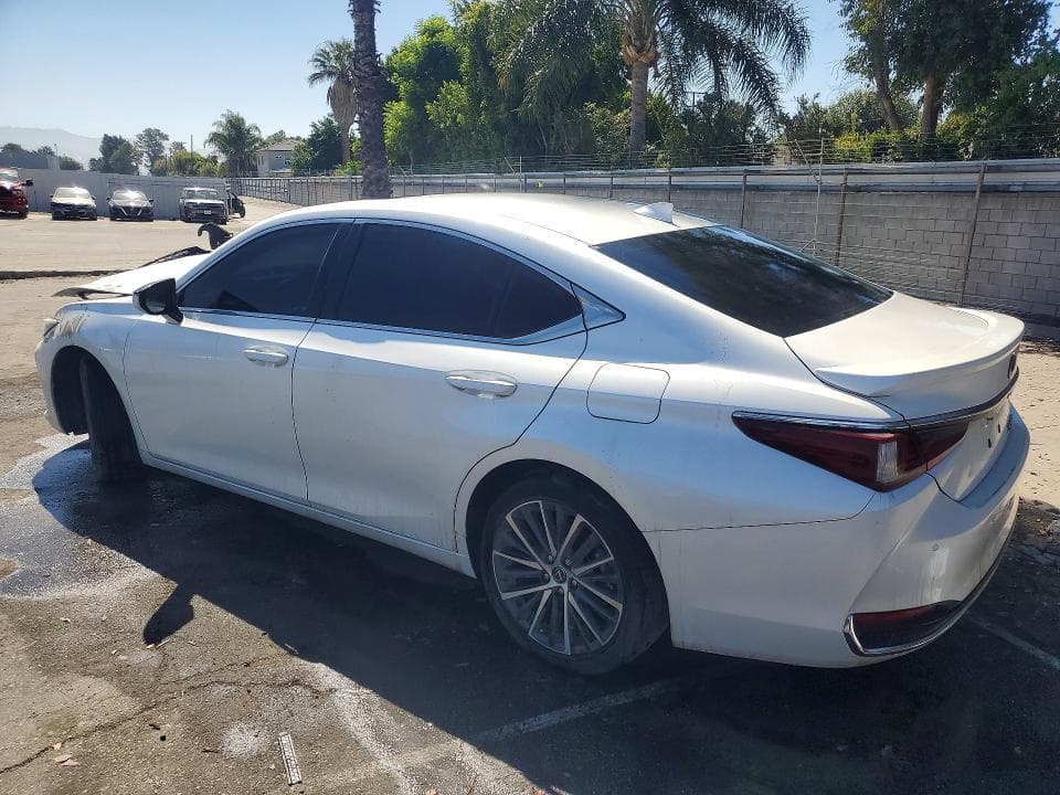 2023 LEXUS ES 300H BASE 2