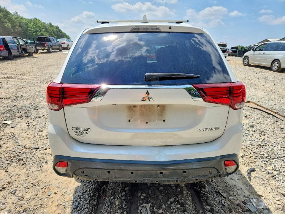 2019 MITSUBISHI OUTLANDER ES 6