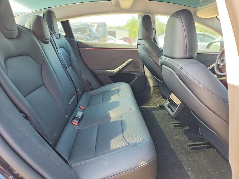 2026 TESLA MODEL 3 10