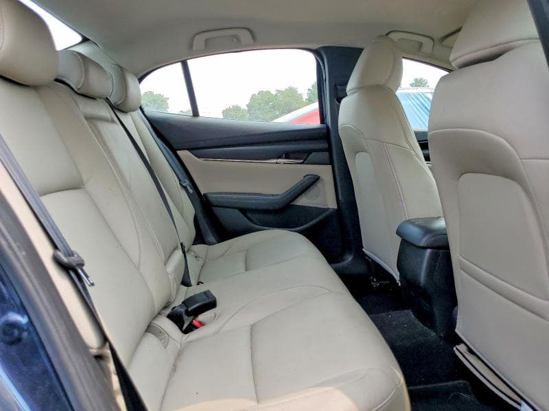 2019 MAZDA 3 SELECT 10