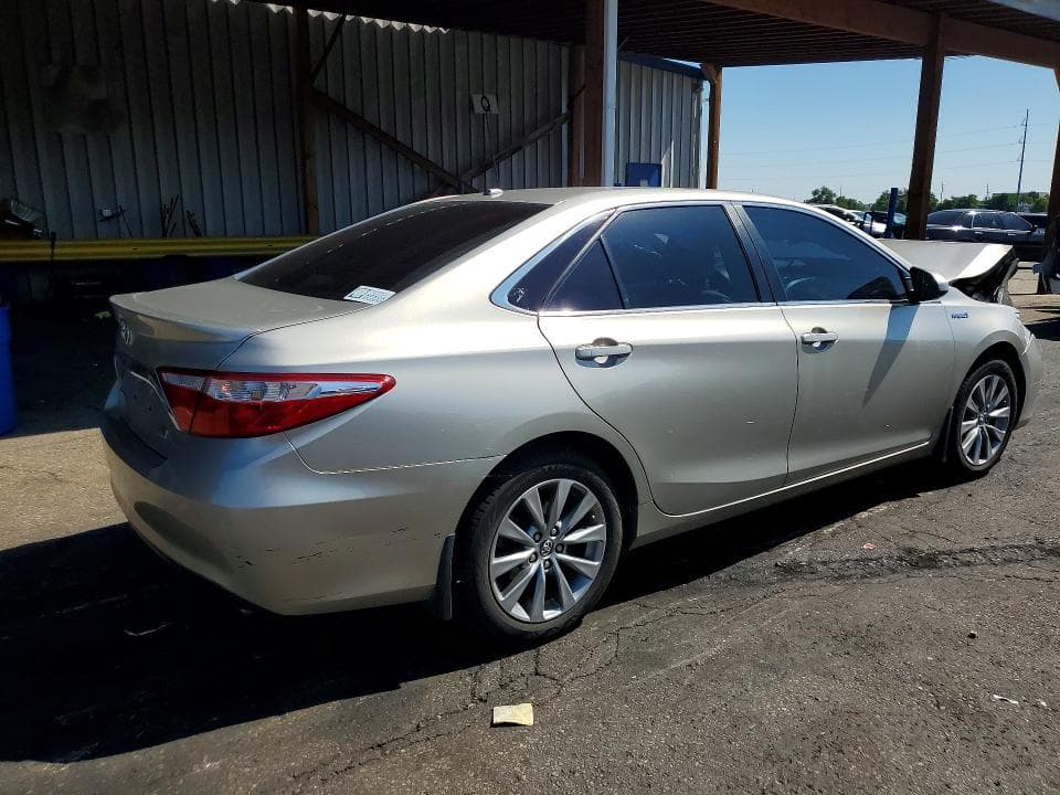 2017 TOYOTA CAMRY HYBRID XLE 3