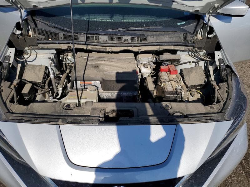 2022 NISSAN LEAF S 11