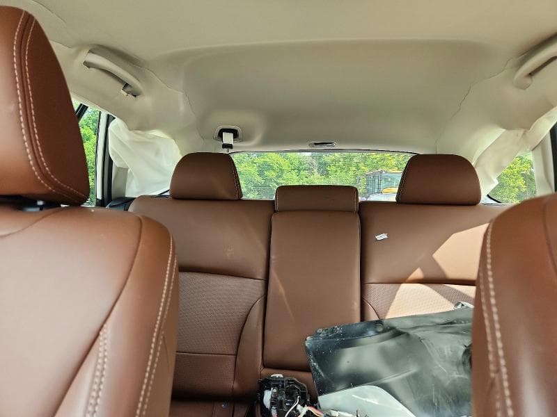 2019 SUBARU OUTBACK TOURING 10